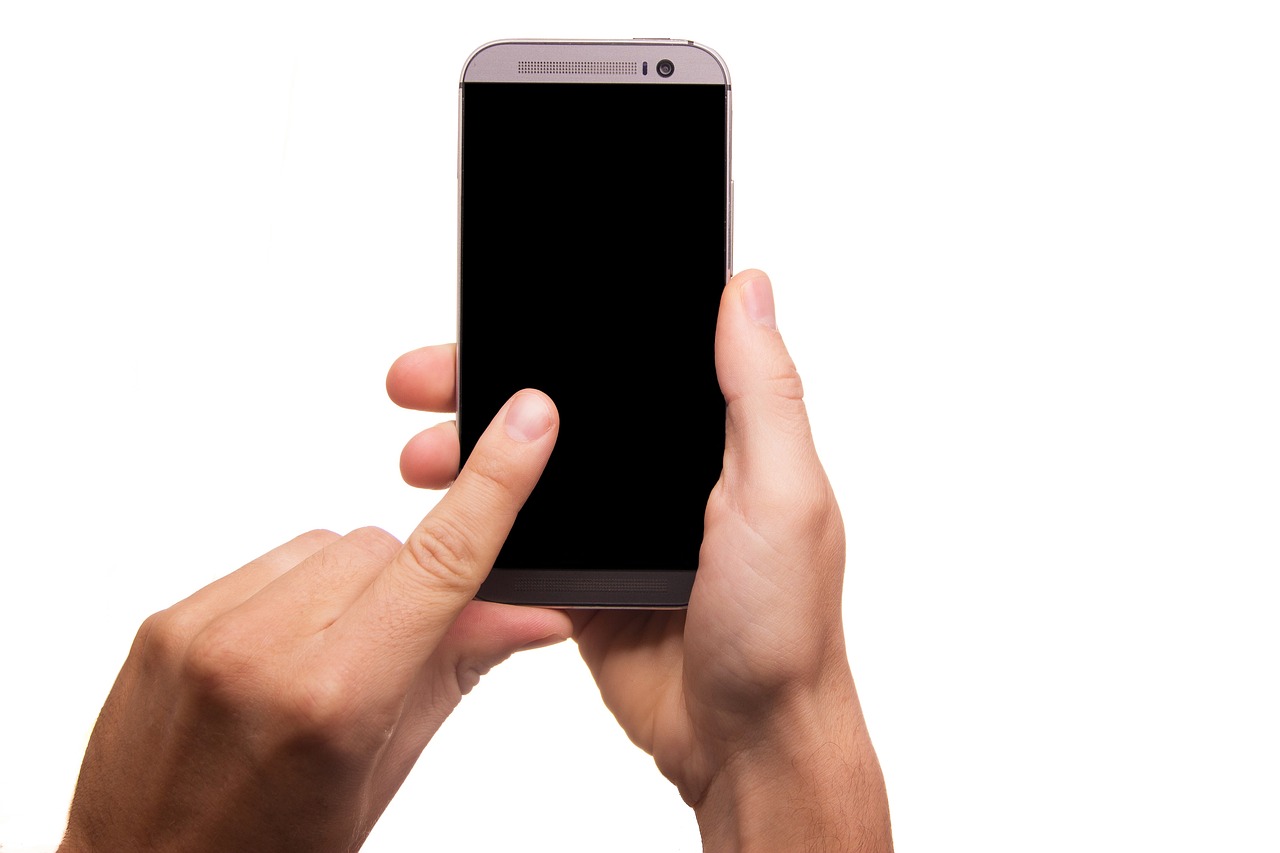 Advantages and disadvantages of touch screen in phone